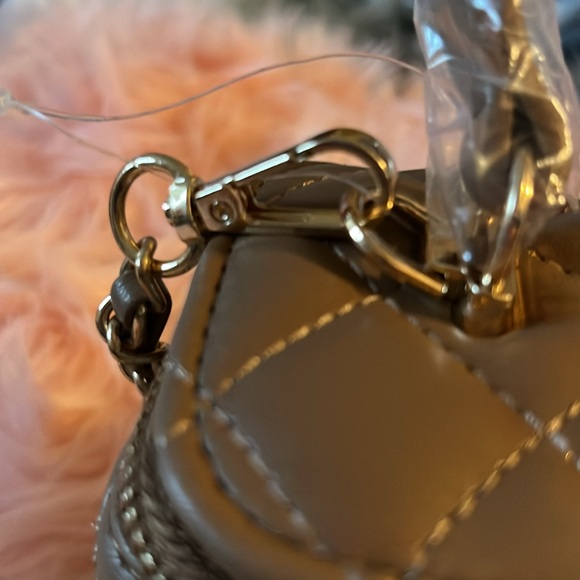 Valentio Orlandi Mini Square Train-case handbag Brown Color🌺 - Picture 6 of 14